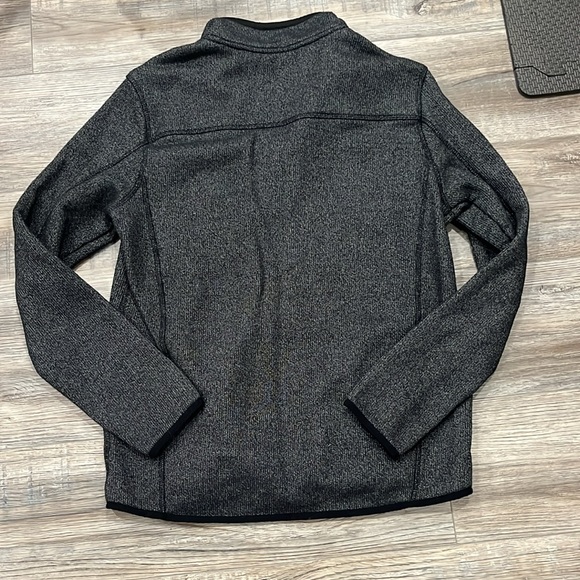 Men’s zip up sweater. - Picture 5 of 5